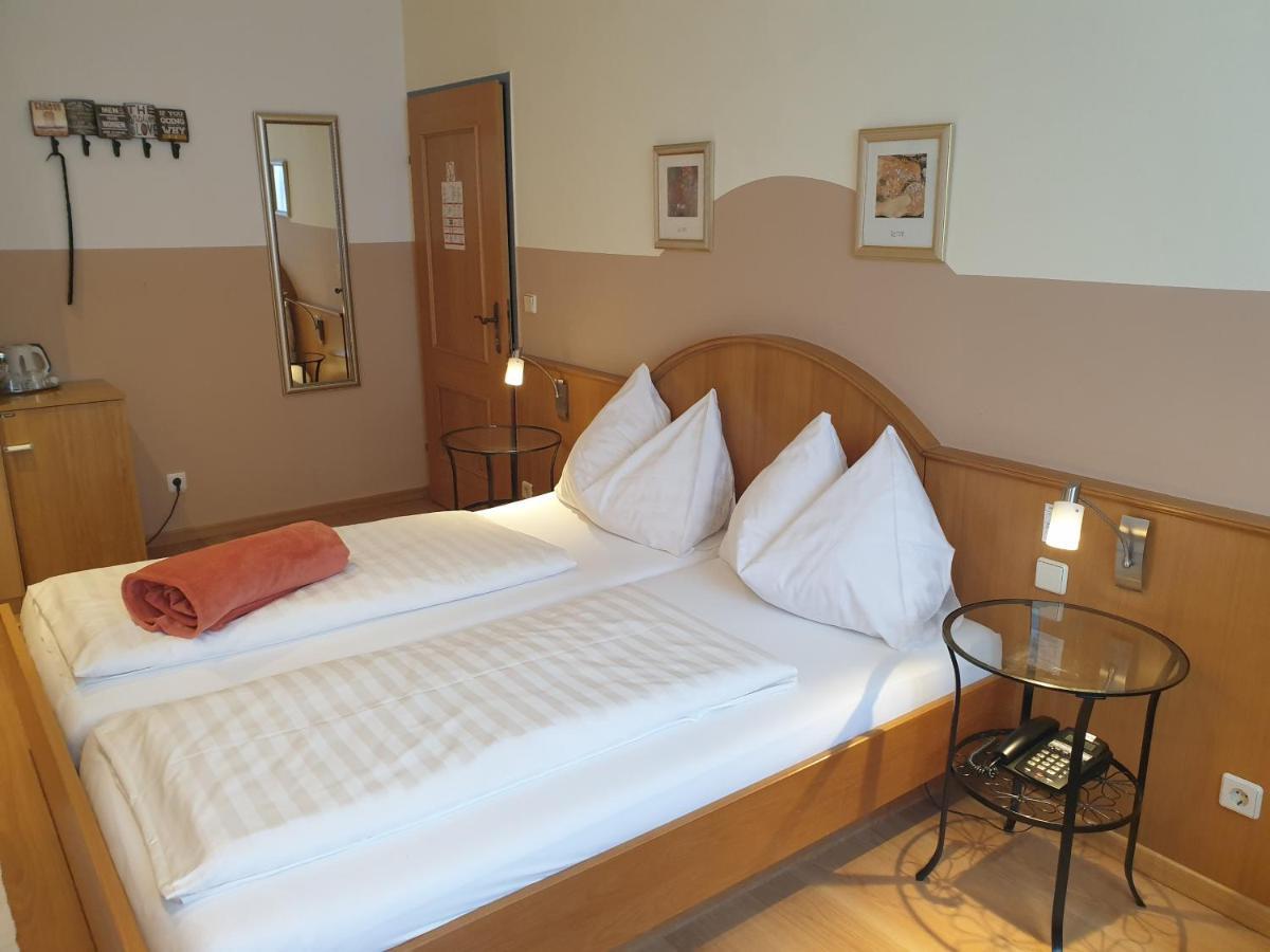 Hotel Pension Alte Muehle Klosterneuburg Dış mekan fotoğraf