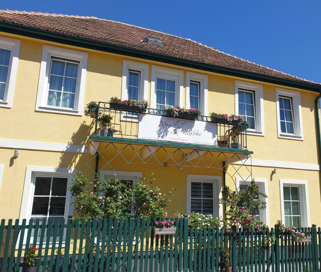 Hotel Pension Alte Muehle Klosterneuburg Dış mekan fotoğraf