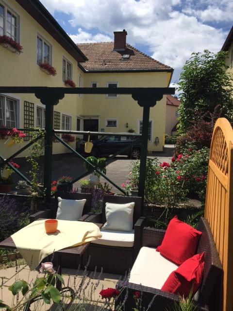 Hotel Pension Alte Muehle Klosterneuburg Dış mekan fotoğraf